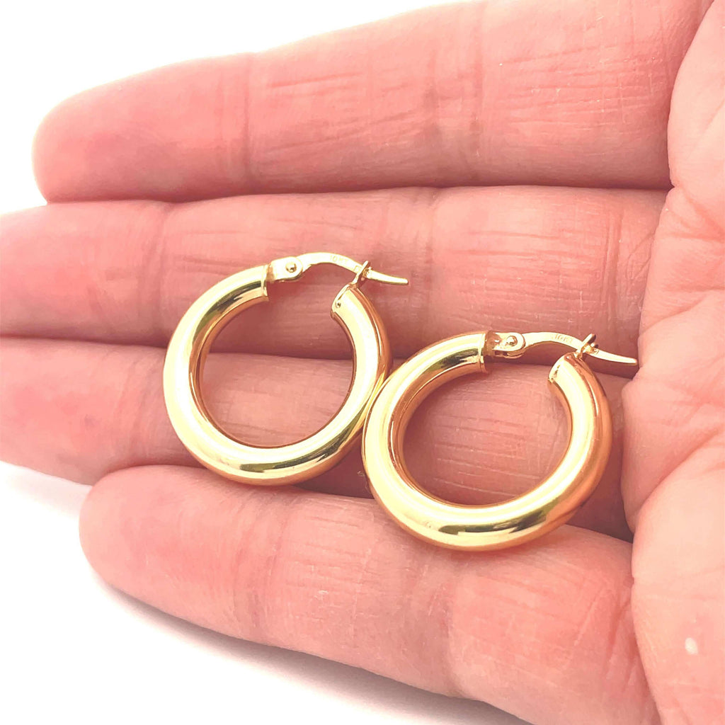 10k gold thick 14.5 mm hoop on hand