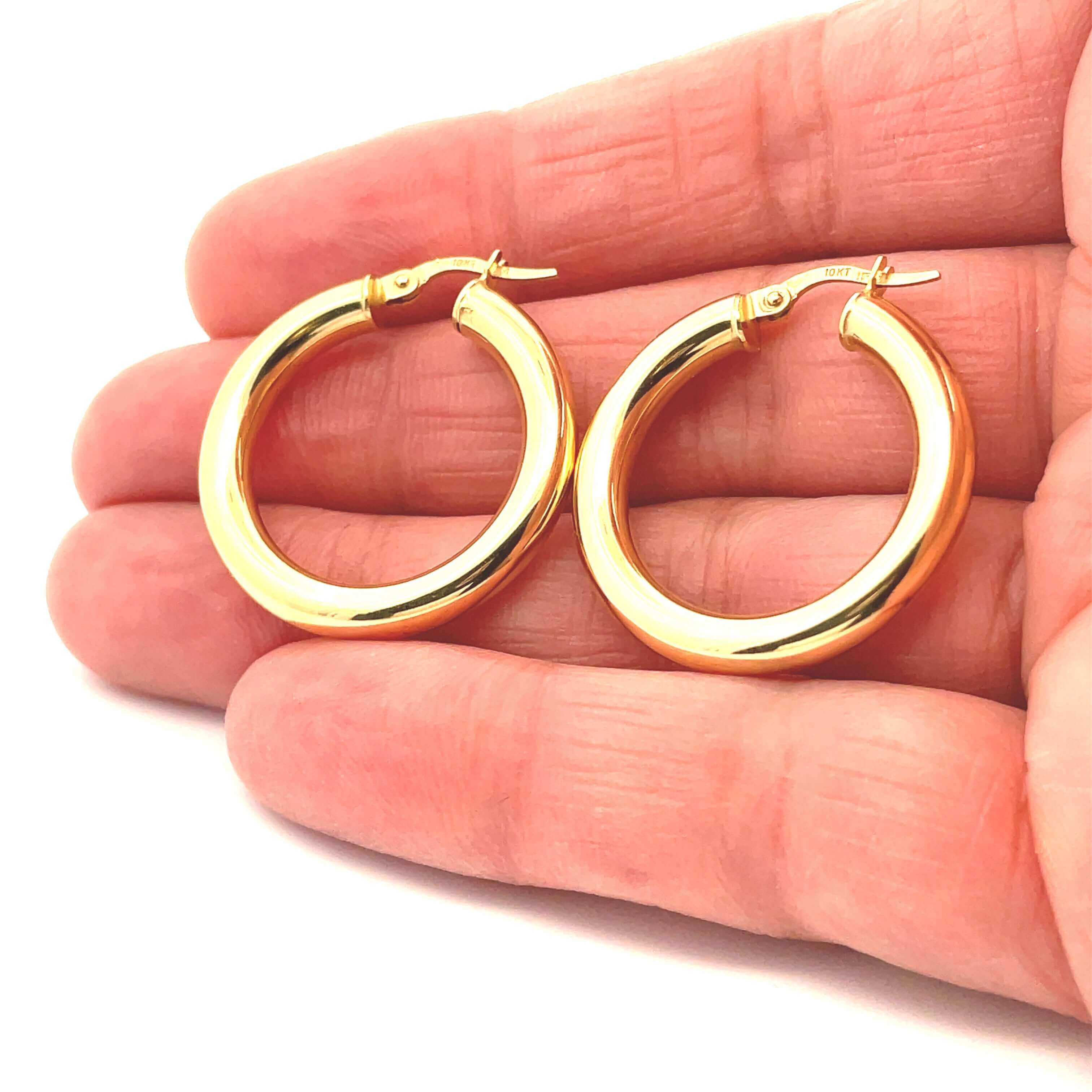 Bella Oro Grande Hoops